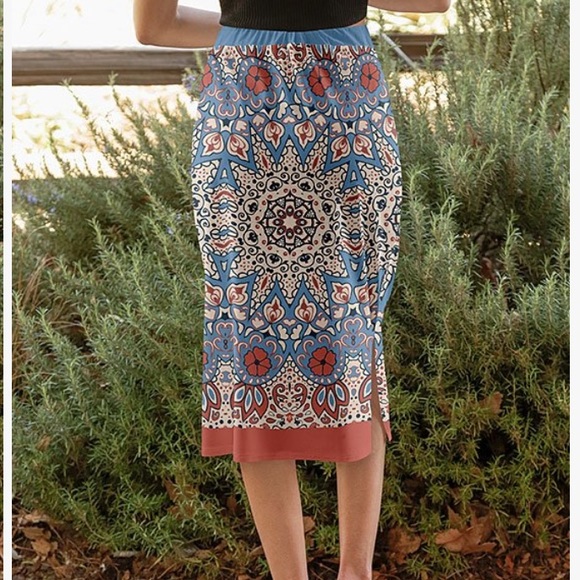 NWOT Fun top and matching skirt size M - Picture 3 of 5